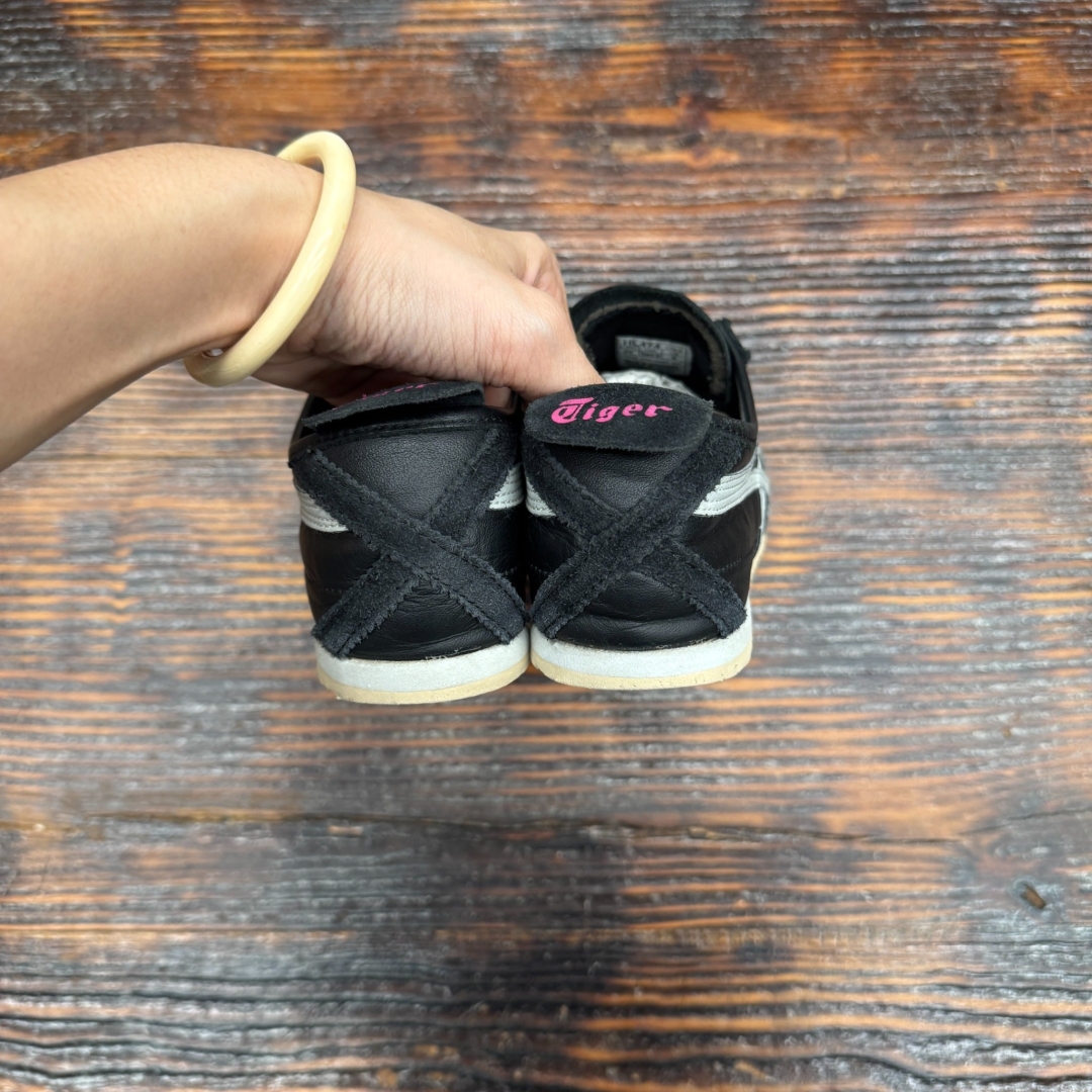 CS4416 - ONITSUKA TIGER MEXICO 66 BLACK GREY - 37