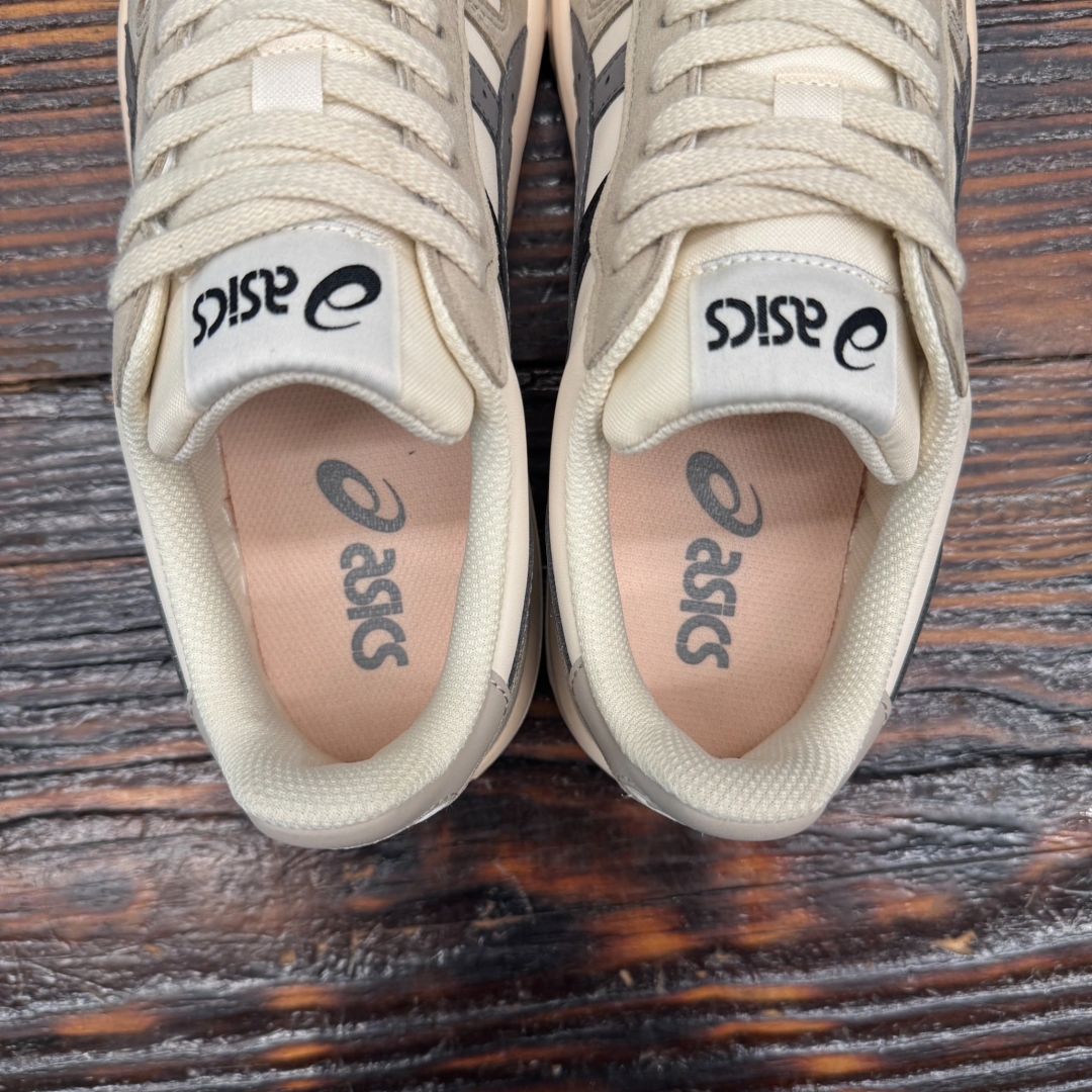 CS4627 - ASICS COURT MZ CREAM BLACK FB - 42