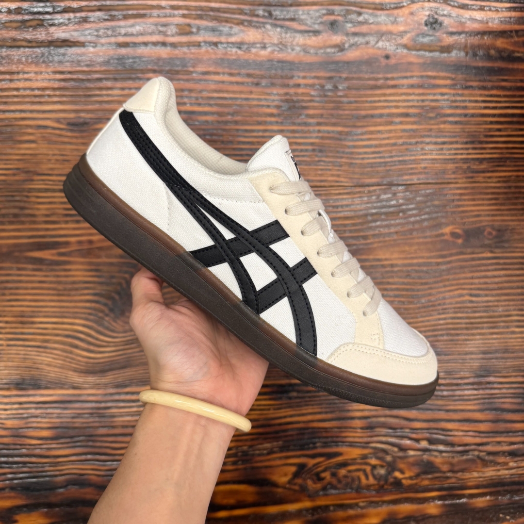 CS4649 - ONITSUKA TIGER ADVANTIN WHITE BLACK DS FB - 41,5