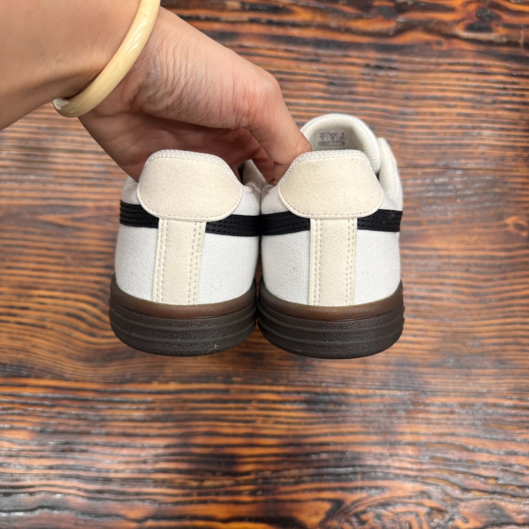 CS4649 - ONITSUKA TIGER ADVANTIN WHITE BLACK DS FB - 41,5