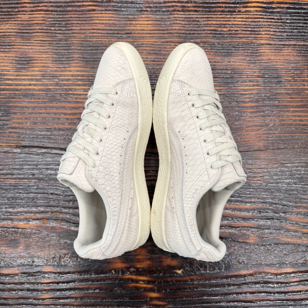 CS4663 - PUMA CLYDE WHITE SNAKE EMBROIDERY - 40