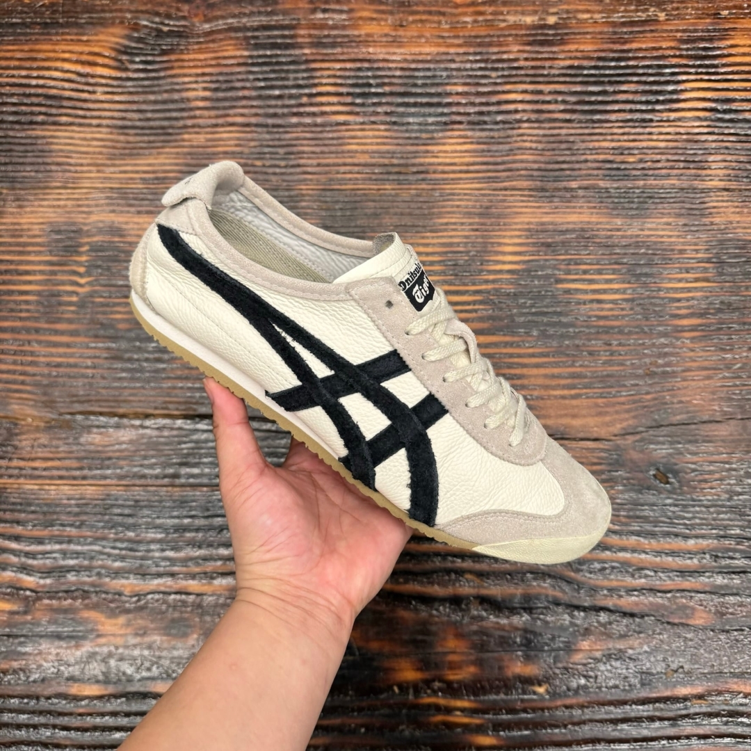 CS4703 - ONITSUKA TIGER MEXICO 66 VIN BIRCH BLACK - 40,5