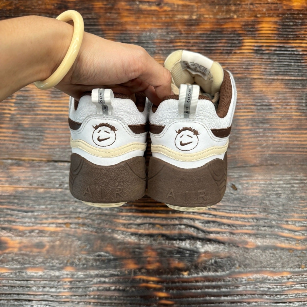 CS4729 - NIKE ZOOM FIELD X TRAVIS SCOTT FB - 42,5