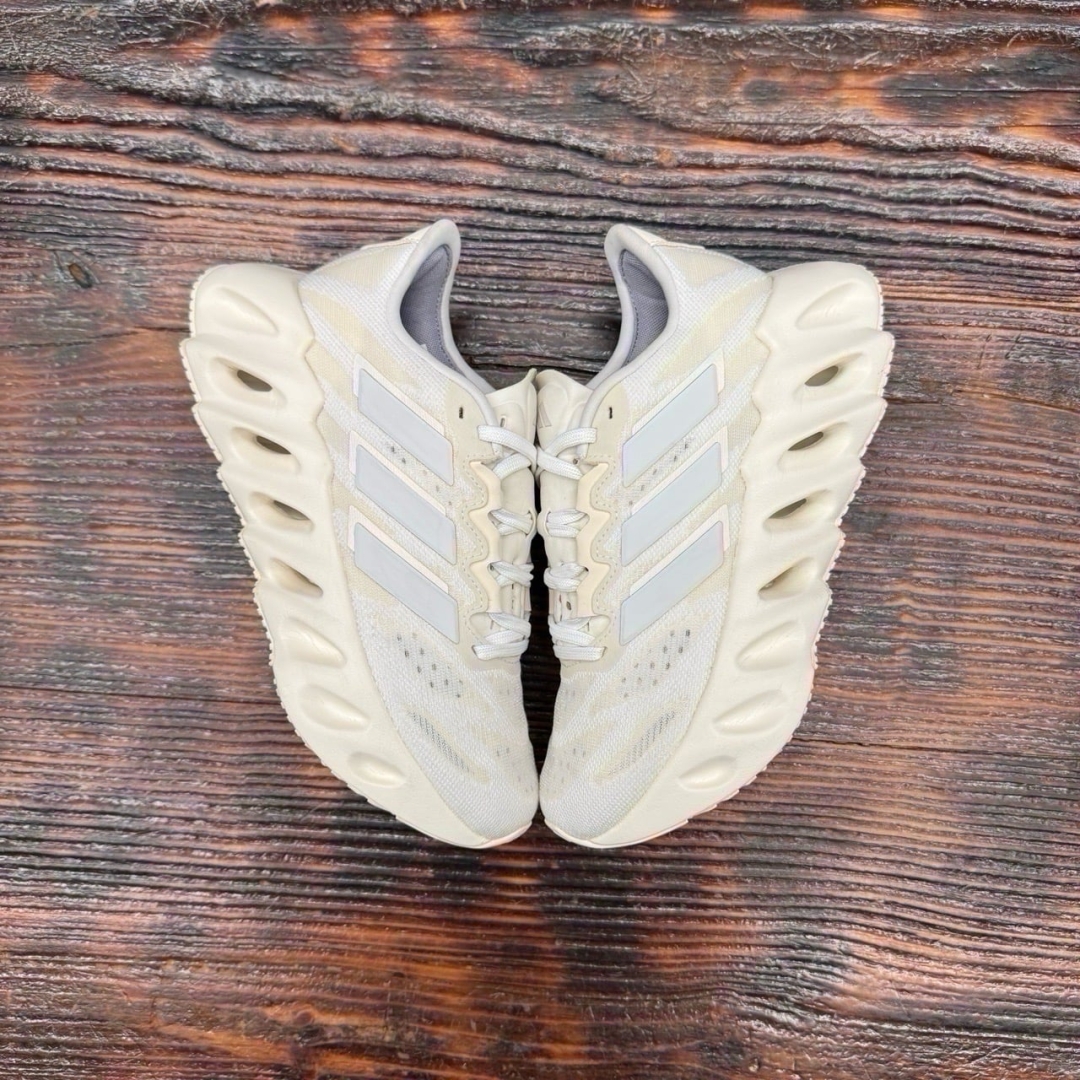 CS4734 - ADIDAS SWITCH FWD WHITE - 37