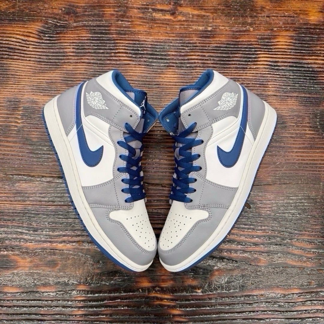 JD3334 - 1S MID CEMENT TRUE BLUE - 45