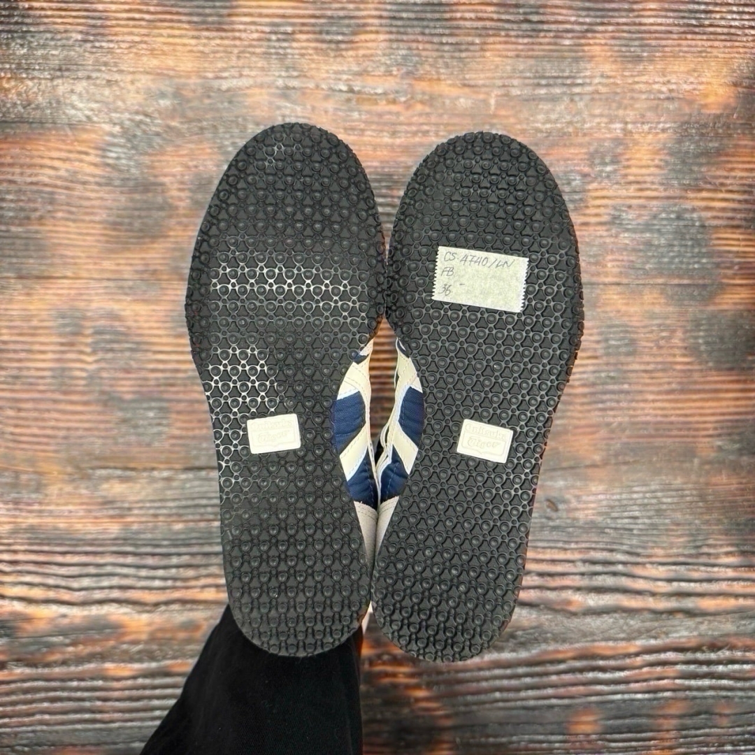CS4740 - ONITSUKA TIGER SERRANO NAVY LN FB - 36