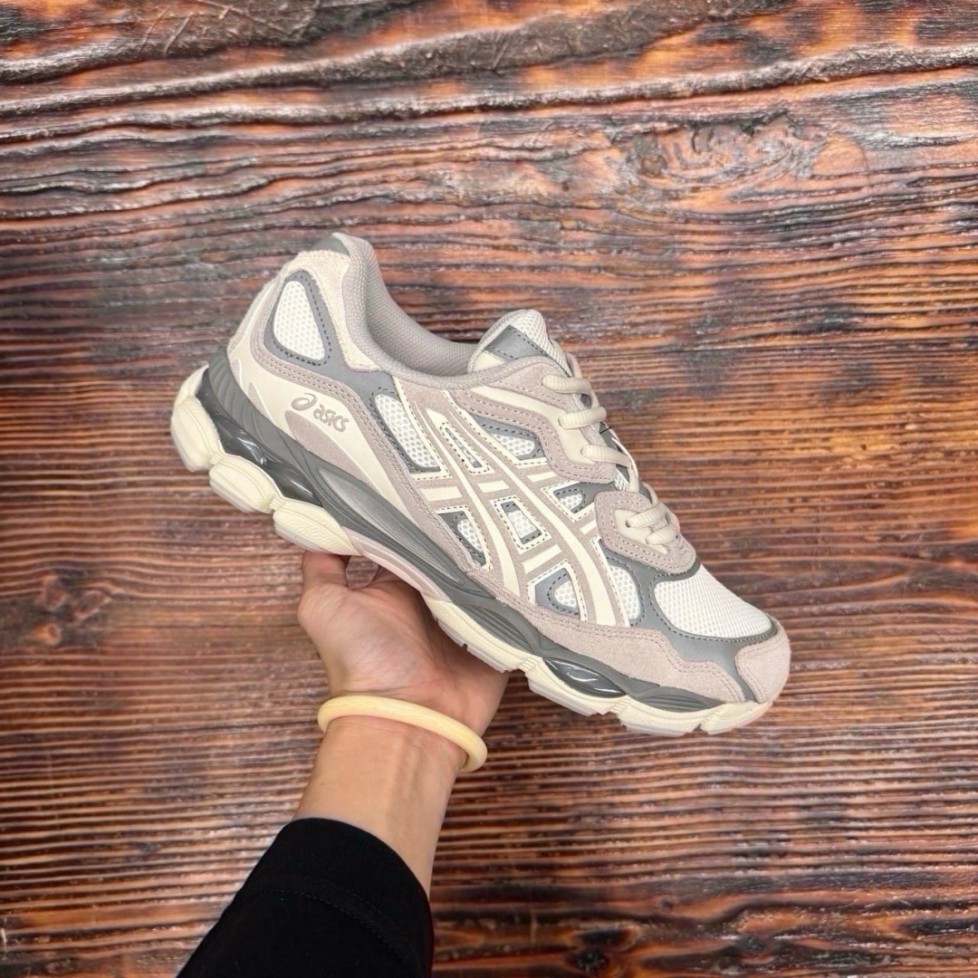 CS4743 - ASICS GEL NYC CREAM OYSTER GREY DS FB - 42