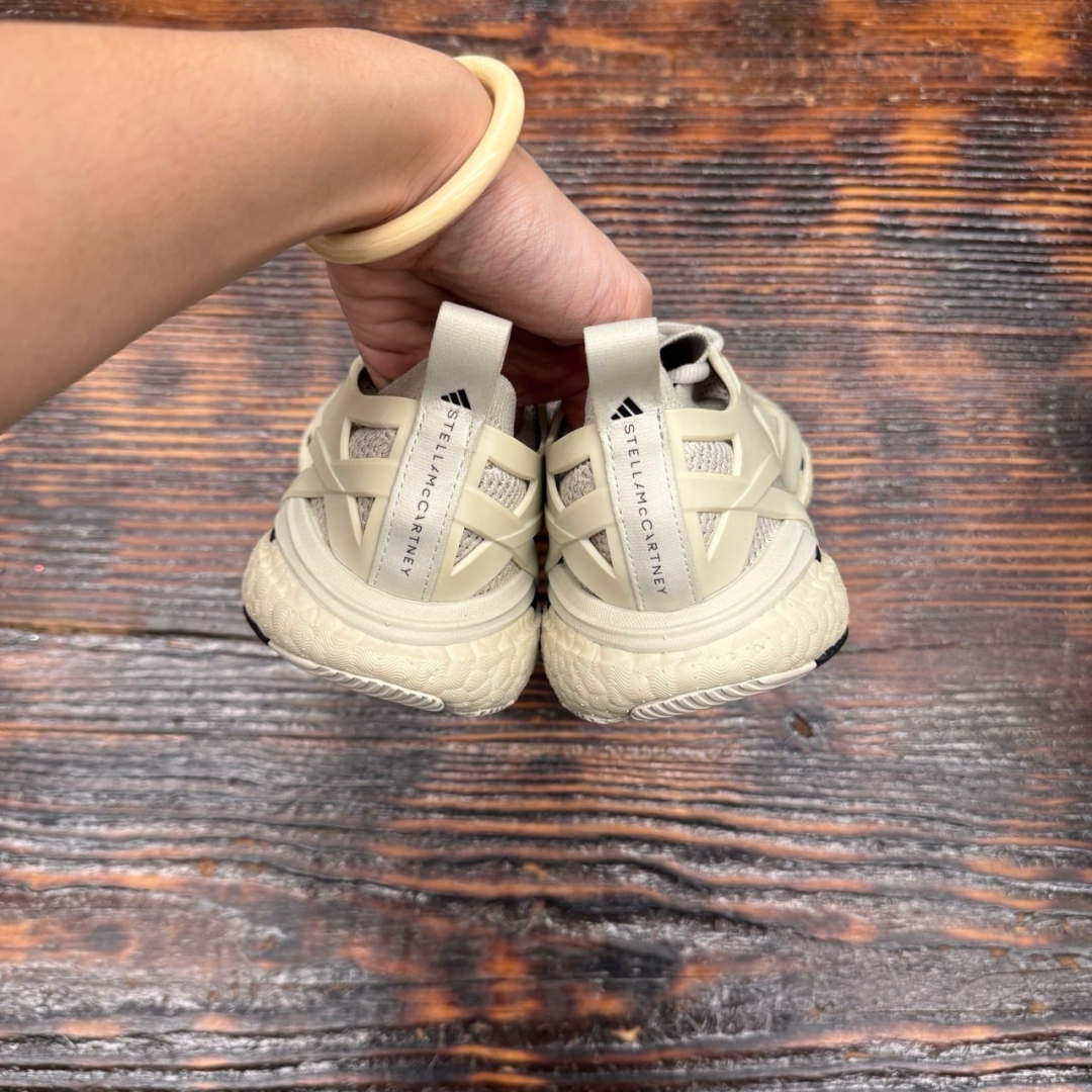 CS4753 - ADIDAS STELLA MCCARTNEY - 38