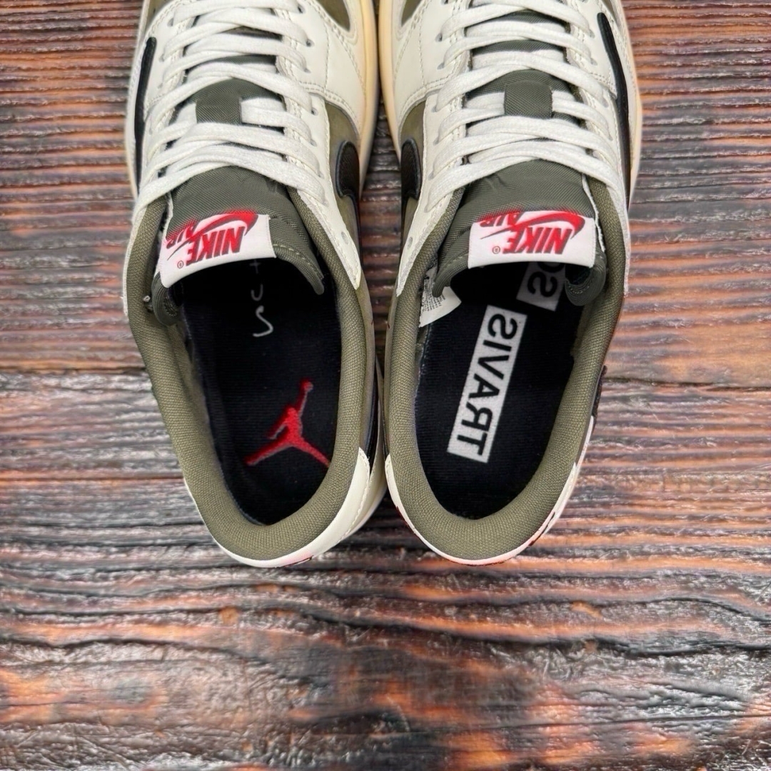 JD3339 - 1S LOW TRAVIS SCOTT MEDIUM OLIVE FB - 42,5