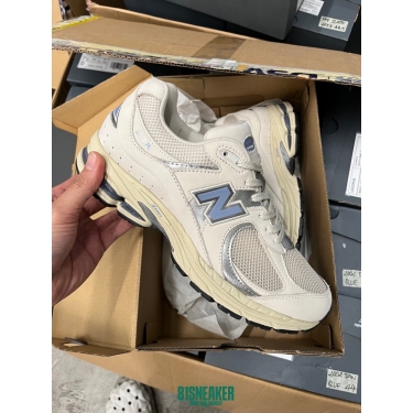 U2002ROB NEWBALANCE 2002 TAN BLUE DS FB